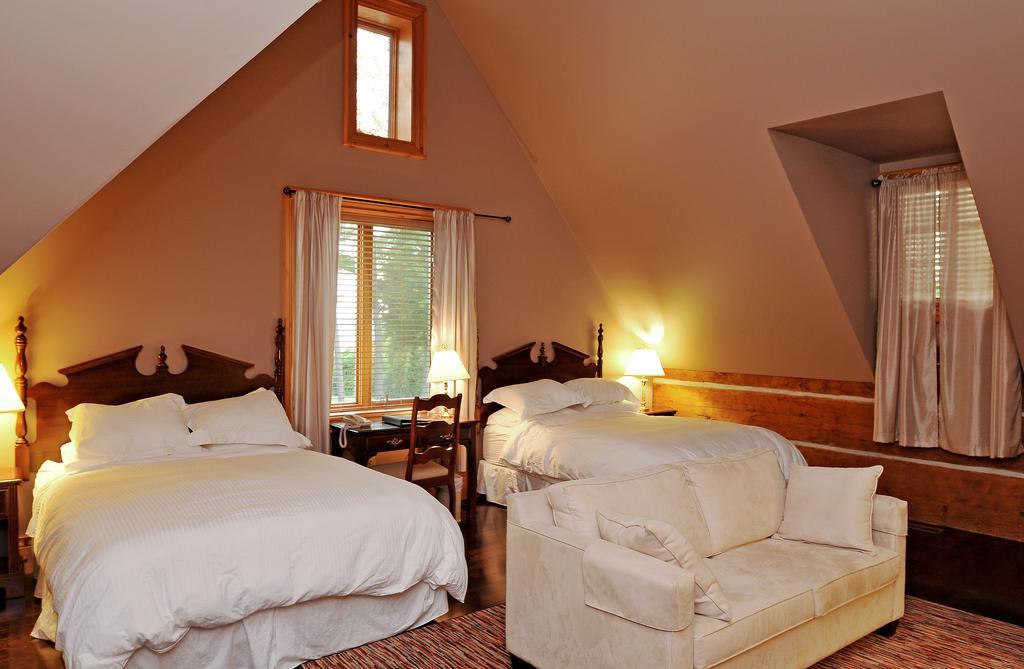 Eganridge Resort, Golf Club & Spa Bobcaygeon Экстерьер фото