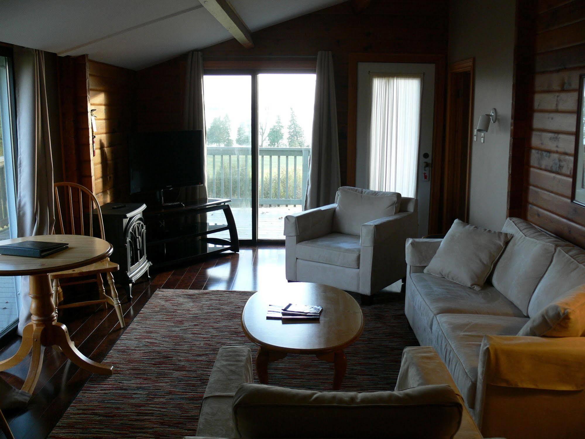 Eganridge Resort, Golf Club & Spa Bobcaygeon Экстерьер фото