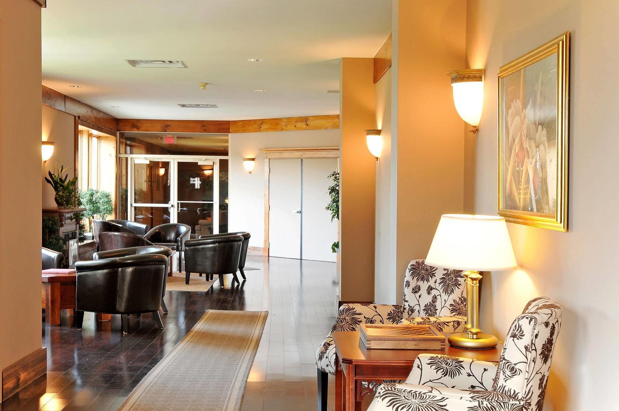 Eganridge Resort, Golf Club & Spa Bobcaygeon Экстерьер фото